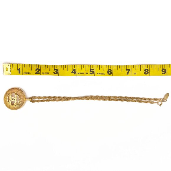 Authentic CHANEL CC Vintage 24K Gold Plated Necklace Chain Medallion Pendant - Picture 11 of 11